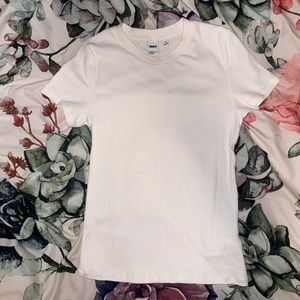 Aritzia TNA Homestretch Crew T shirt